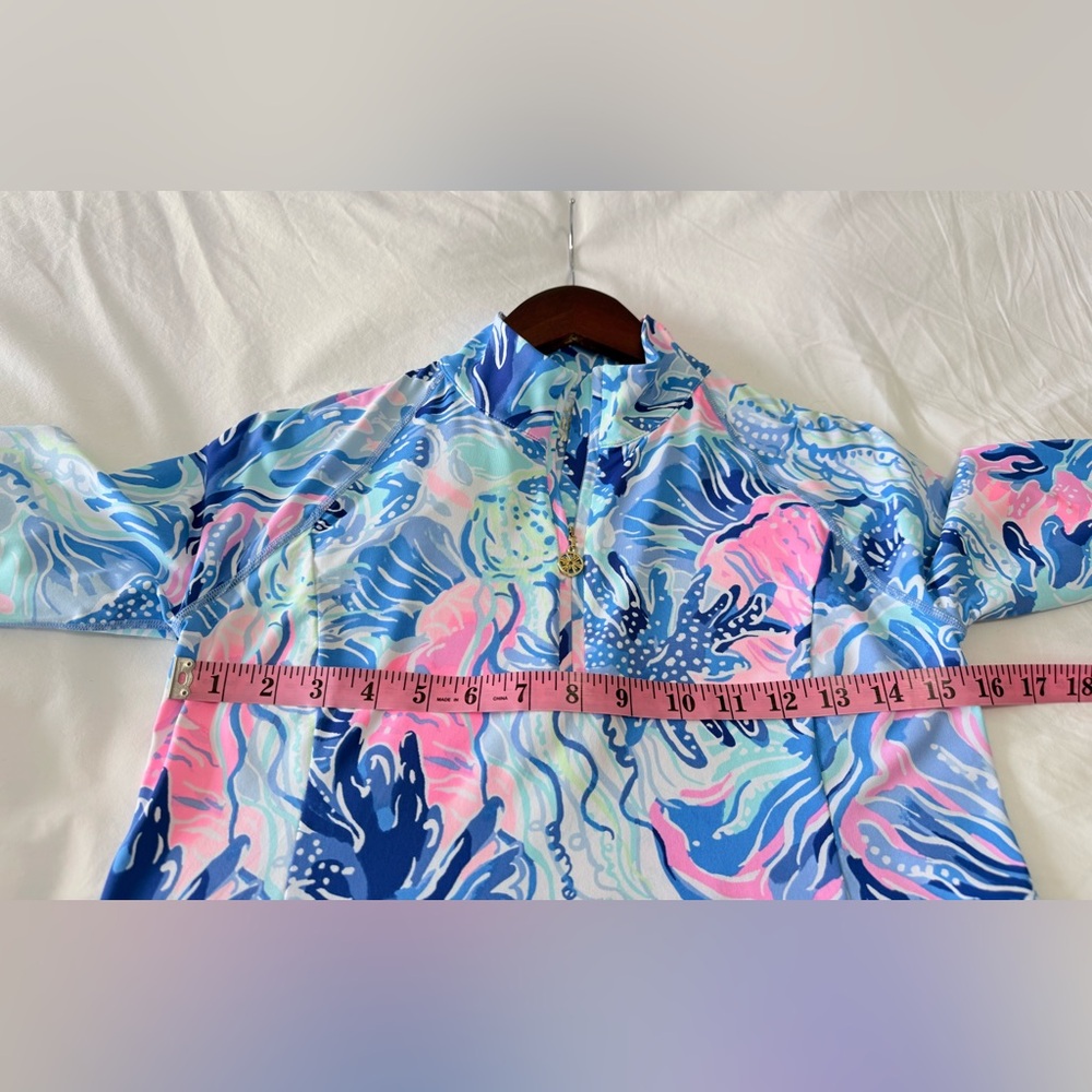 Lilly Pulitzer | SZ XS | Marion Half Zip UPF 50+ Long Sleeve top Surf Blue Pink - Picture 5 of 12